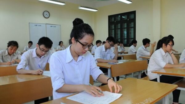 Nằm mơ đi thi là điềm báo tốt hay xấu? Đánh số mấy?