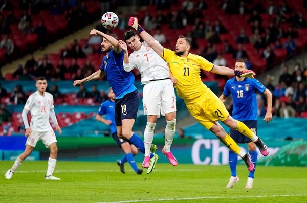 Catenaccio là gì? Tìm hiểu về nguyên tắc hoạt động của Catenaccio